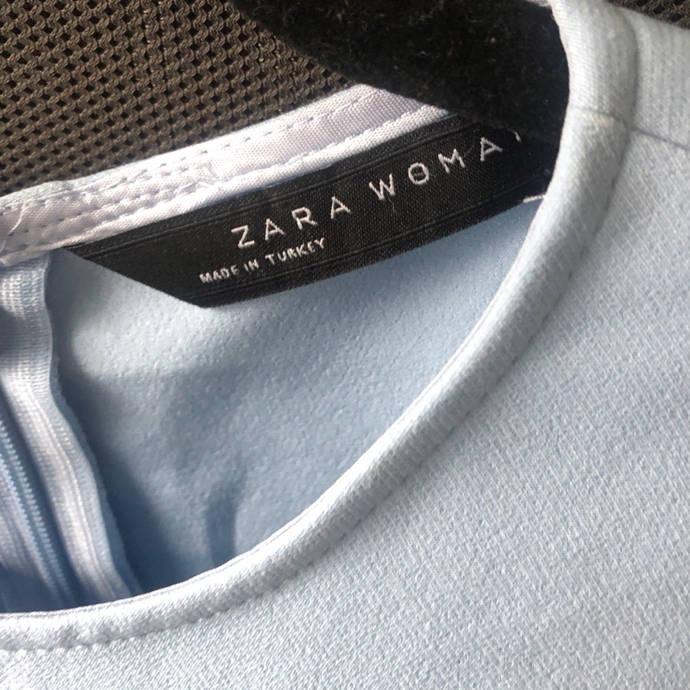 Zara fitted ruffle sleeves dress size XS